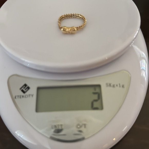 14K Gold Bow Flexible Ring - Picture 7 of 7